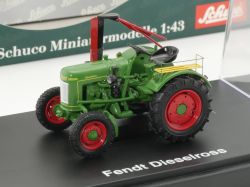 Schuco 02622 Fendt Dieselross Traktor 1:43 MINT! OVP 