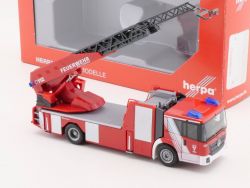 Herpa 093521 MB Econic DLK Drehleiter Feuerwehr Landshut NEU OVP 
