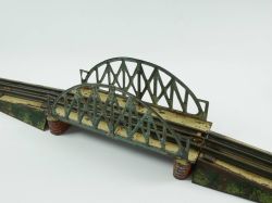Bub Bing Doll Bogenbrücke Eisenbahn Spur 0 E-Schiene uralt AP 