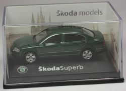 Abrex Skoda Superb Limo grünmetallic Modellauto 1:72 OVP ST 